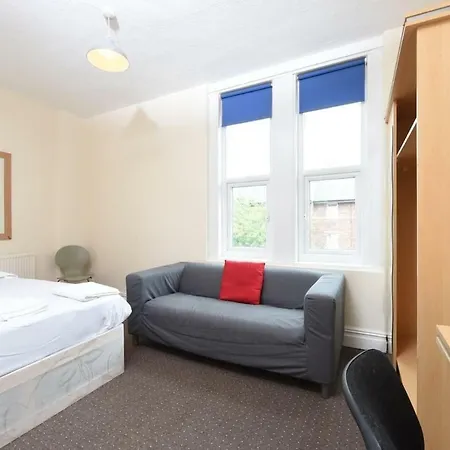 Bennett Headingley * Leeds (West Yorkshire)