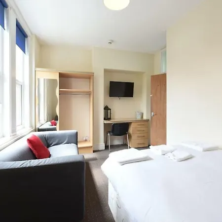 Bennett Headingley Leeds (West Yorkshire)